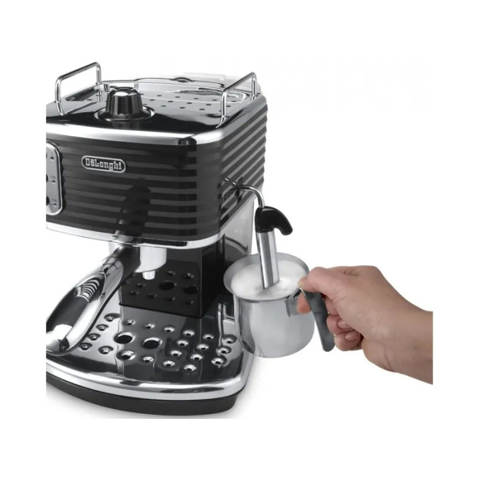 Кавоварка DELONGHI ECZ351BK
